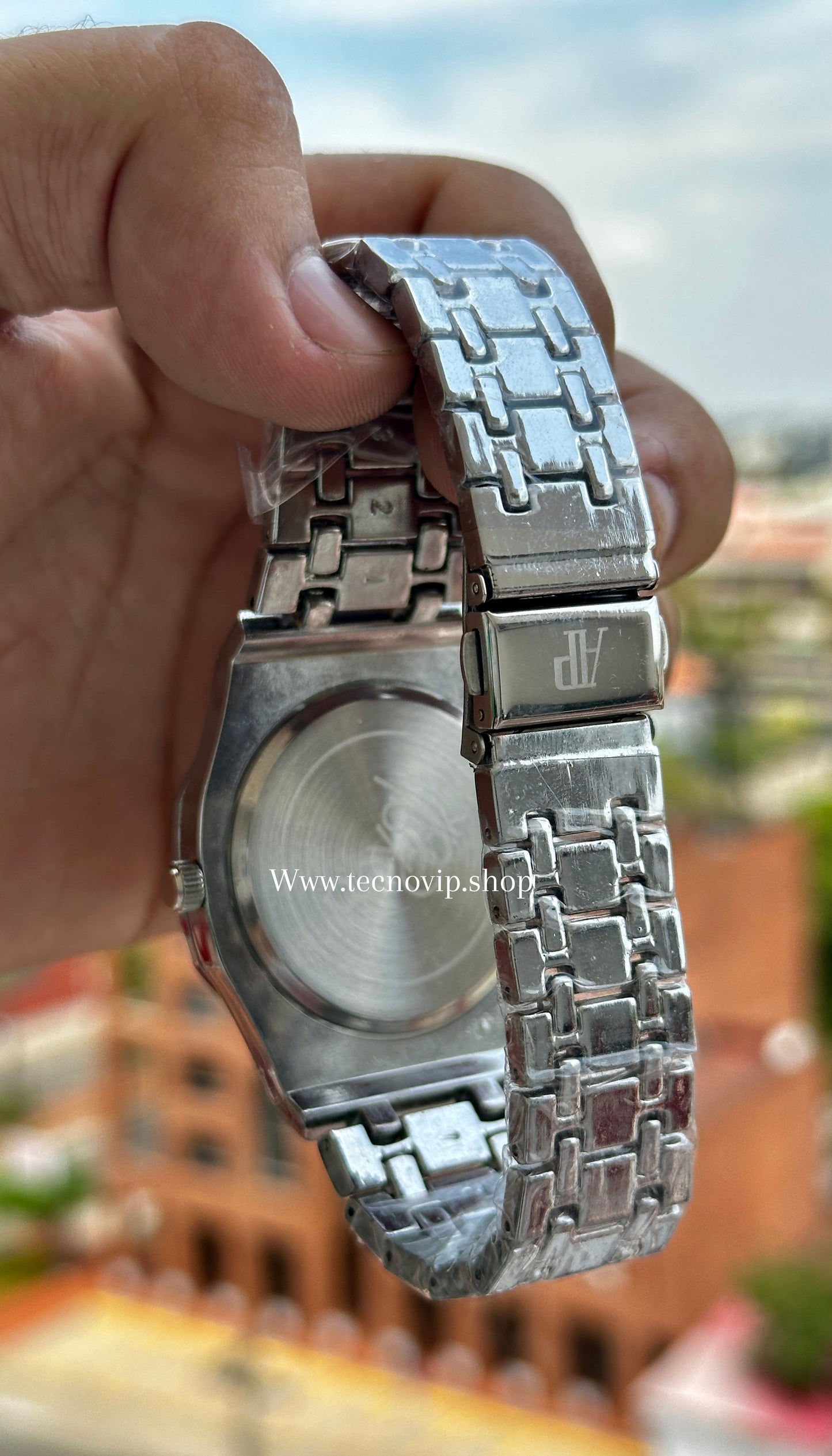 AUDHERMARS PIGUET ROYAL OAK SILVER AND BLUE
