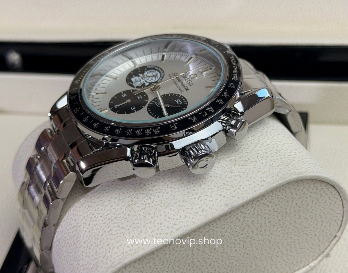 Omega Speedmaster Anniversary Series "Silver And White Snoopy Award" 50th Anniversary