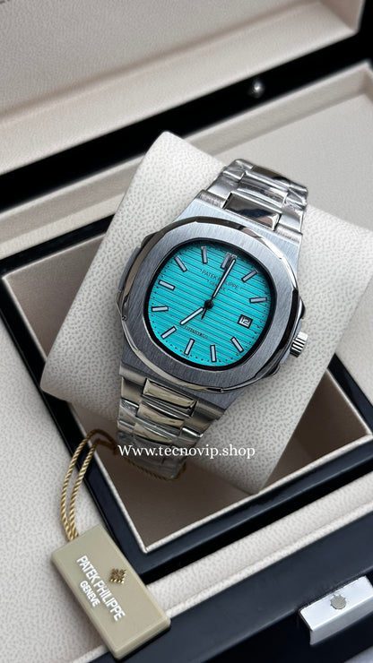 PATEK PHILIPPE NAUTILUS SILVER AND TIFFANY SEMIAUTOMÁTICO