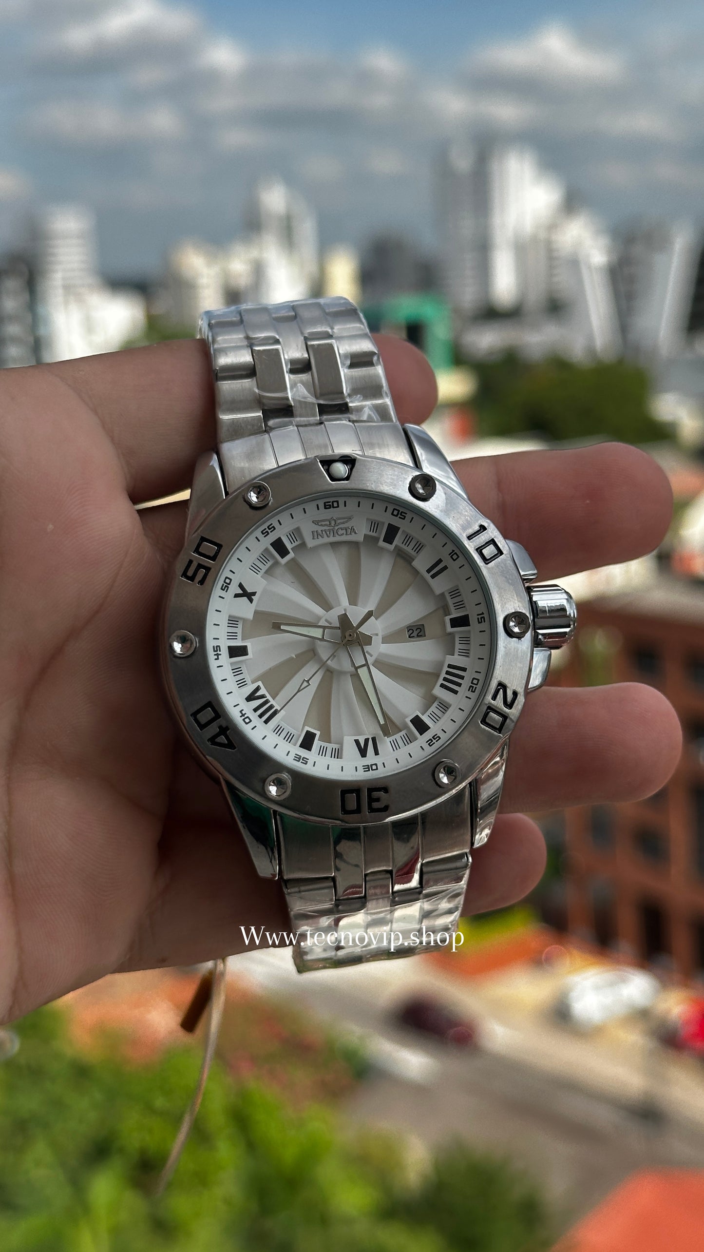 INVICTA SUBAQUA WHITE