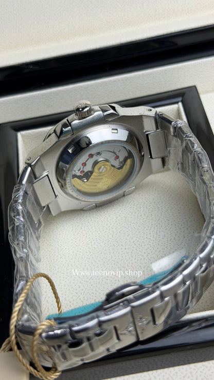 PATEK PHILIPPE NAUTILUS SILVER AND BLUE SEMIAUTOMÁTICO