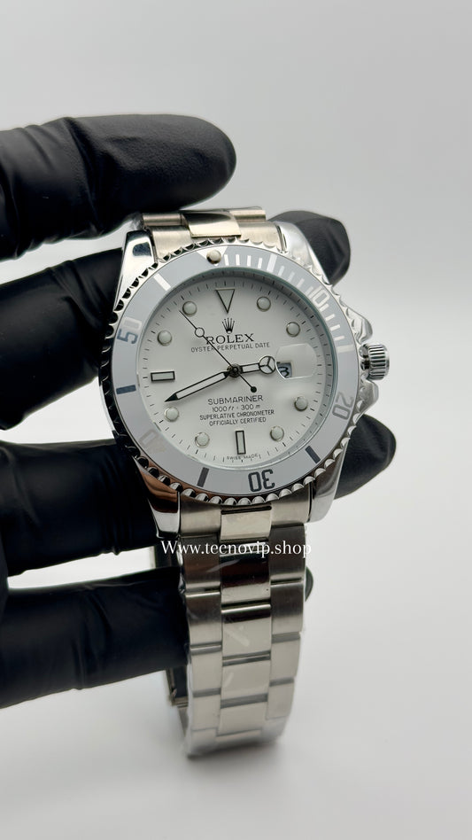 ROLEX SUBMARINER SILVER AND WHITE WHITE