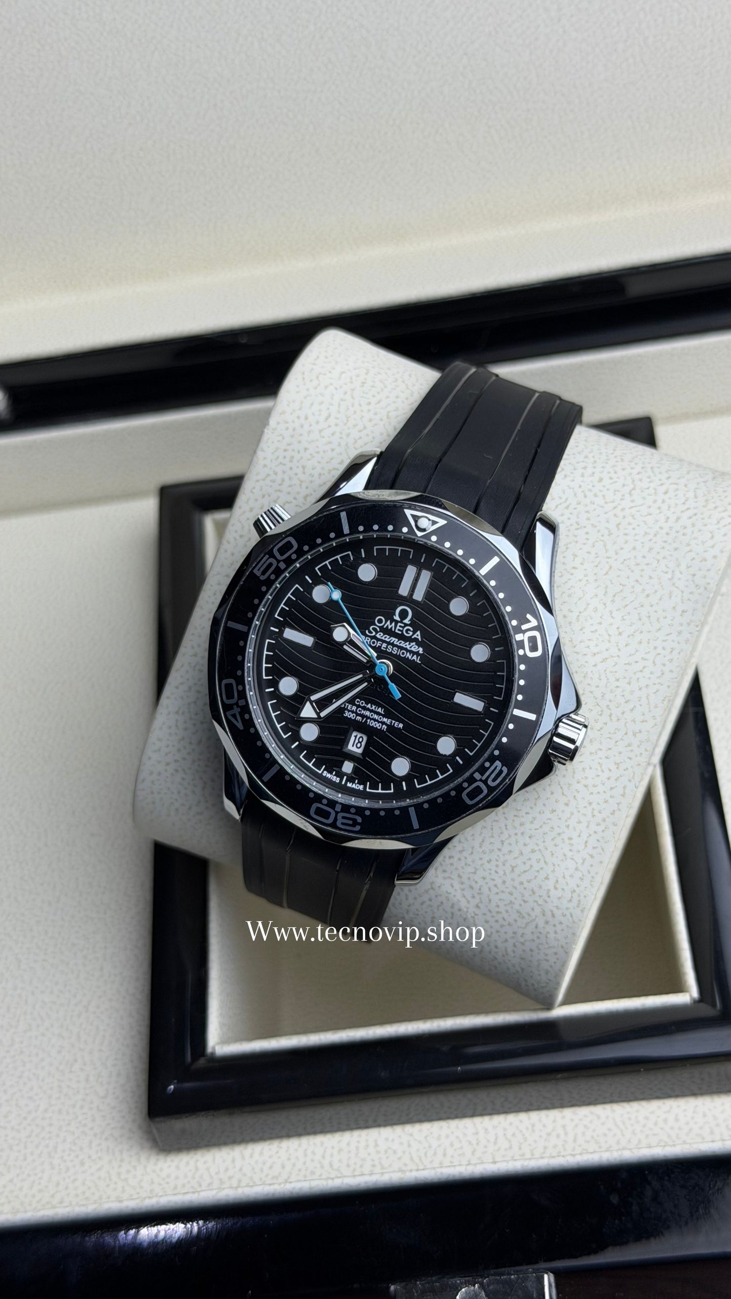 OMEGA SEASMASTER  BLACK