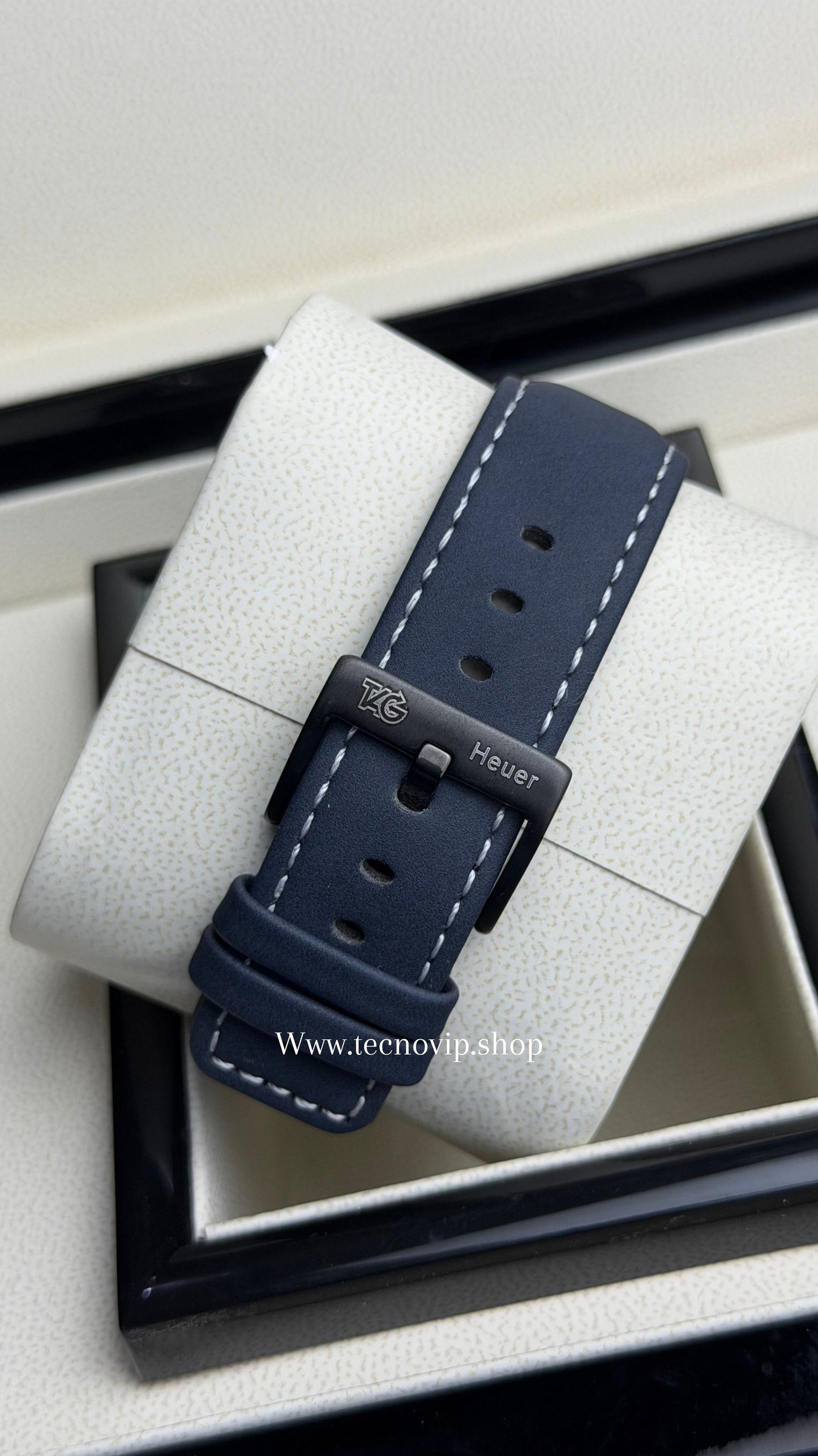 TAG MERCEDEZ BENZ 300 BLUE BLACK