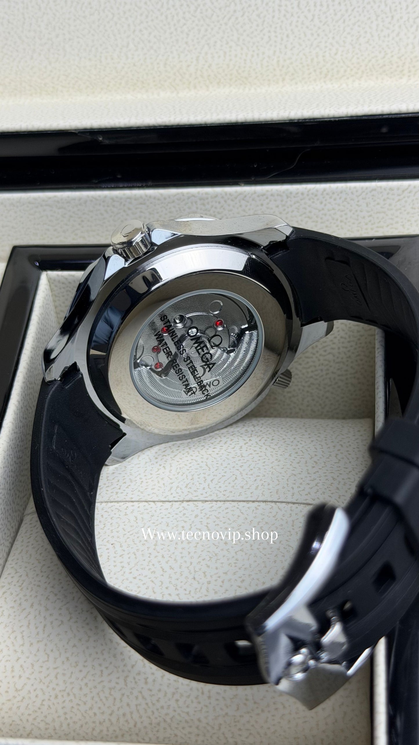 OMEGA SEASMASTER  BLACK