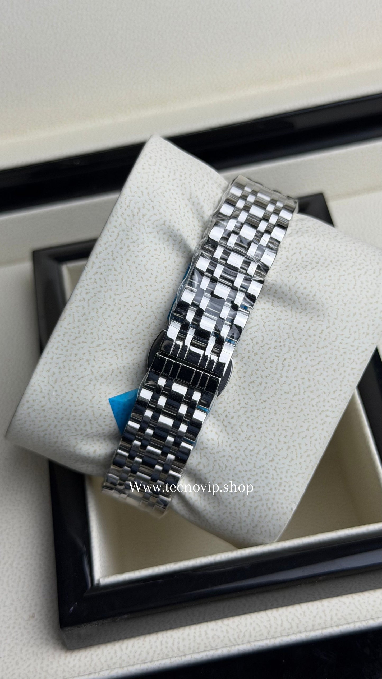 CARTIER SILVER AND BLACK (MUJER)