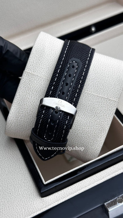 OMEGA SPEED MÁSTER SNOOPY BLACK PANDA LONA