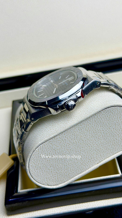 PATEK PHILIPPE NAUTILUS SILVER AND BLUE SEMIAUTOMÁTICO
