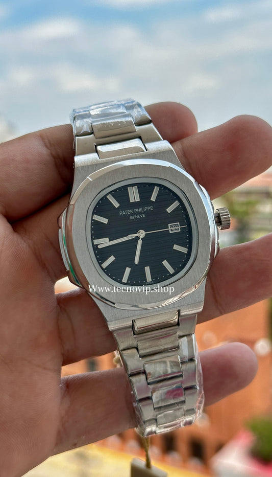 PATEK PHILIPPE NAUTILUS SILVER AND BLACK SEMIAUTOMÁTICO
