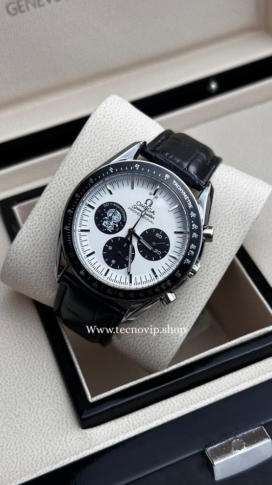 OMEGA SPEED MÁSTER SNOOPY PANDA CUERO