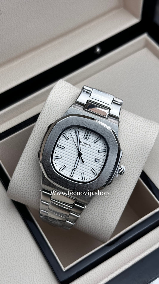 PATEK PHILIPPE NAUTILUS SILVER AND WHITE SEMIAUTOMÁTICO