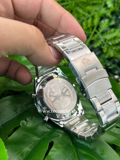 TAG CARRERA SILVER AND WHITE