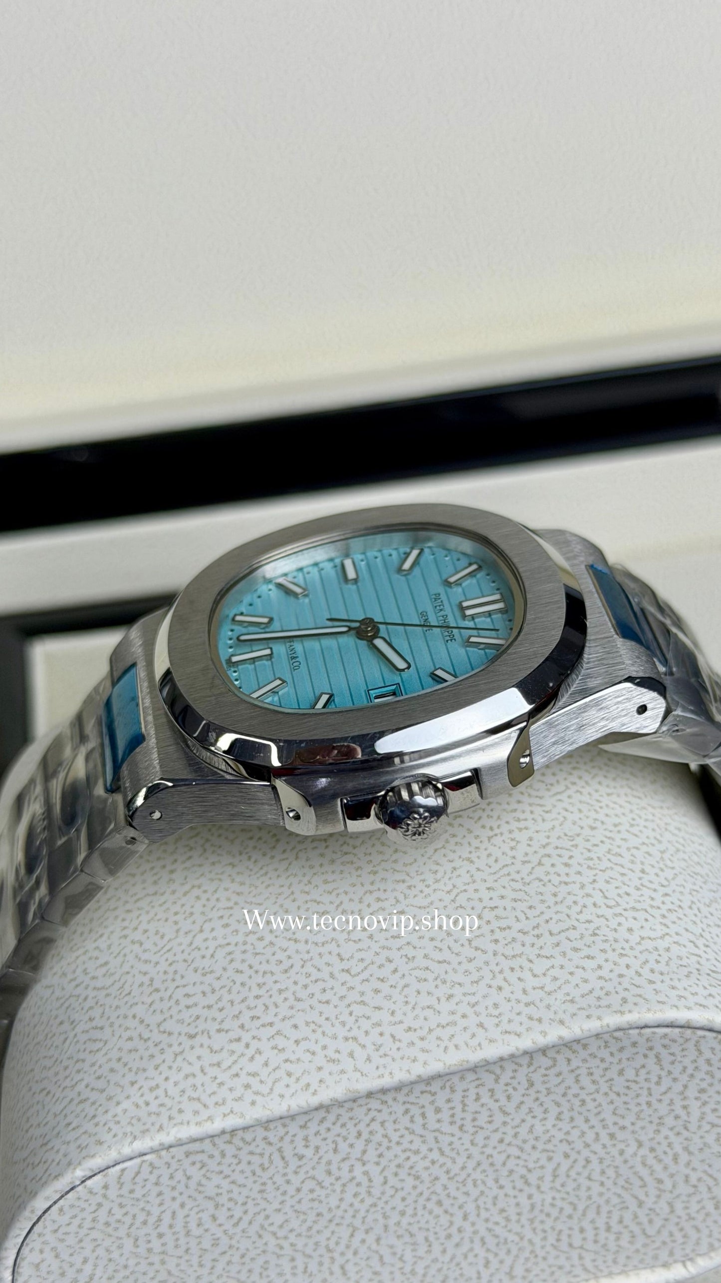PATEK PHILLIPE NAUTILUS SILVER AND TIFFANY  AAA+ (OPCIÓN A FULL SET)