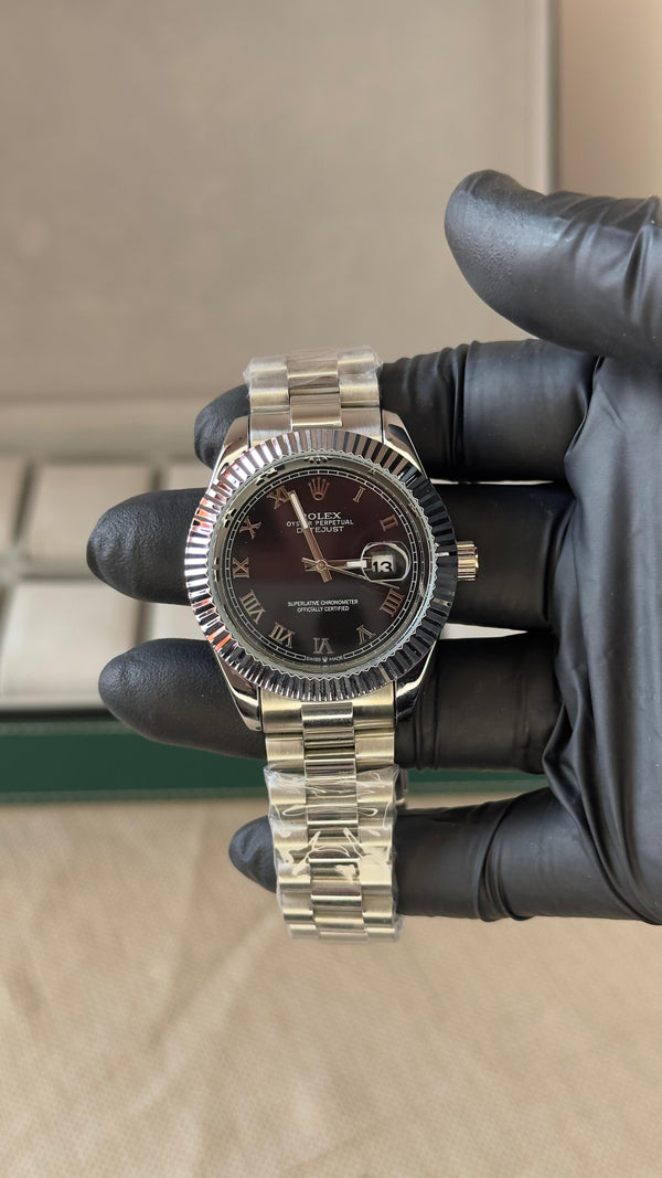 ROLEX PRESIDENCIAL SILVER AND BLACK