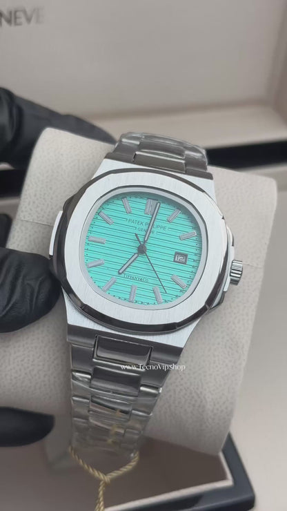 PATEK PHILIPPE NAUTILUS SILVER AND TIFFANY SEMIAUTOMÁTICO